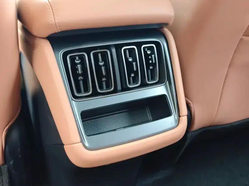 Song L EV 2024 550km Super Edition — миниатюра 13