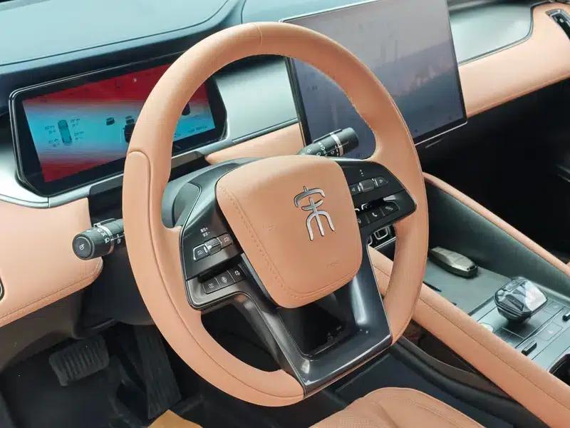 Song L EV 2024 550km Super Edition — миниатюра 21