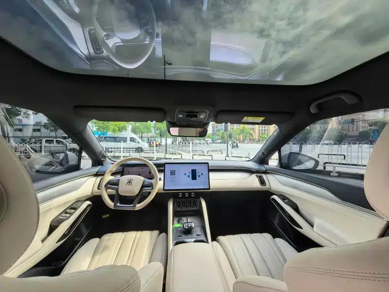 Song L EV 2024 Model 662km Excellent Edition — миниатюра 17