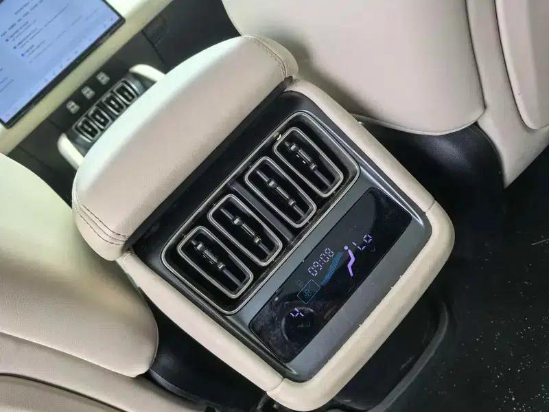 Song L EV 2024 Model 662km Excellent Edition — миниатюра 9