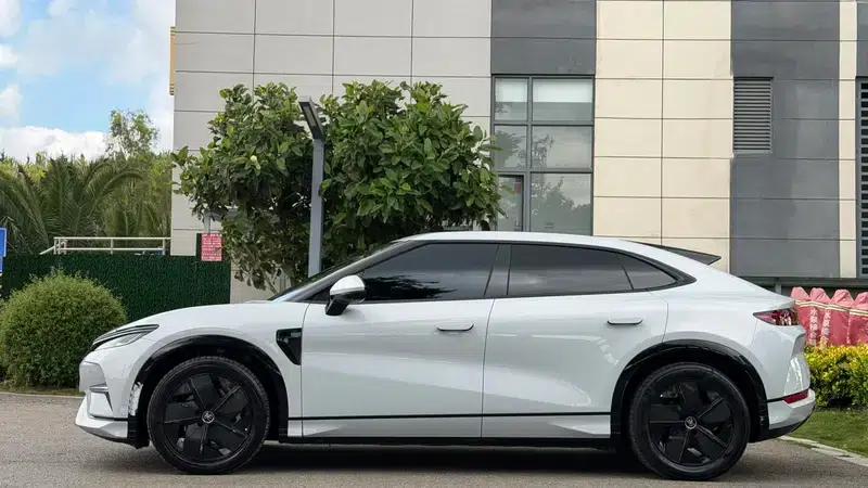 Song L EV 2024 550km Excellent Edition — миниатюра 4