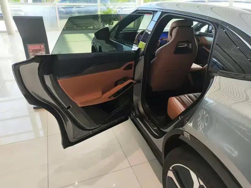 Song L EV 2025 Smart Driving Edition 662KM LiDAR Excellent Model — миниатюра 9