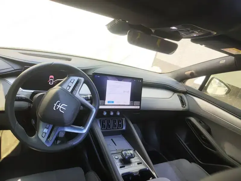 Song L EV 2025 Smart Driving Edition — миниатюра 5