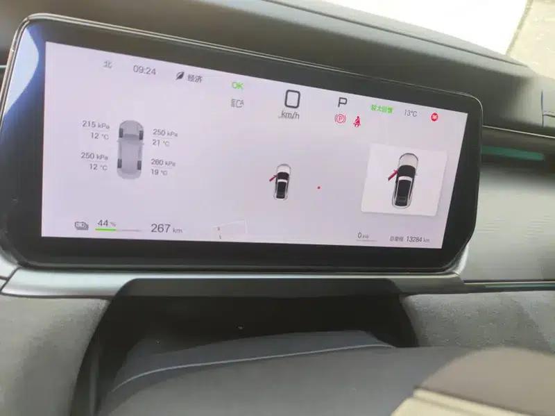 Song L EV 2025 Smart Driving Edition — миниатюра 6
