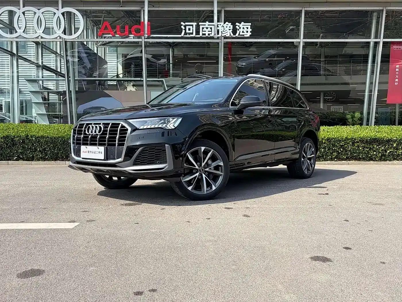 Audi Q7 2024 55 TFSI quattro S line Sport — миниатюра 1
