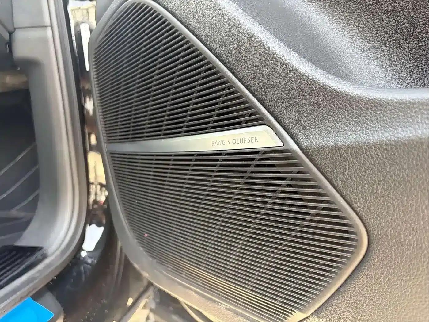 Audi Q7 2024 55 TFSI quattro S line Sport — миниатюра 12