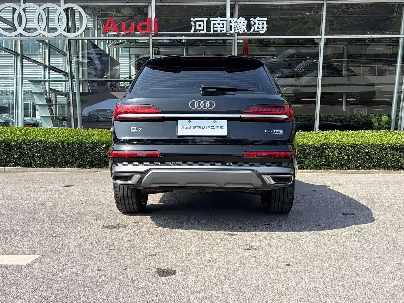 Audi Q7 2024 55 TFSI quattro S line Sport — миниатюра 4