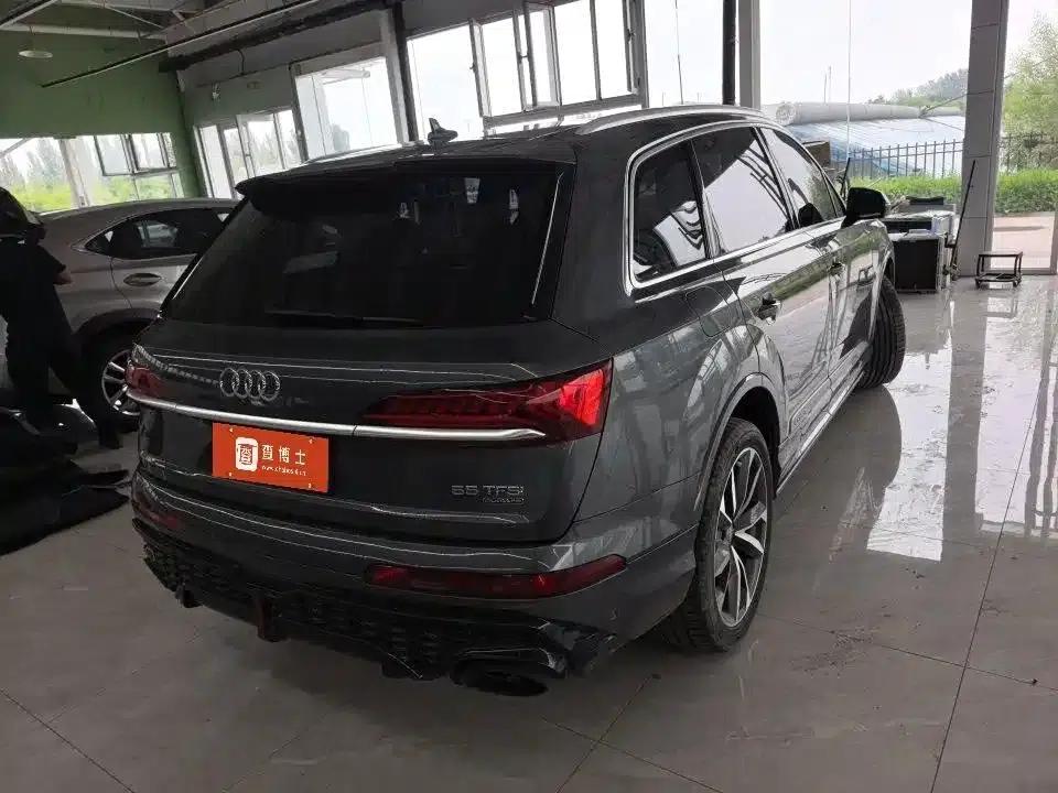 Audi Q7 2020 55 TFSI quattro S line Sport — миниатюра 9