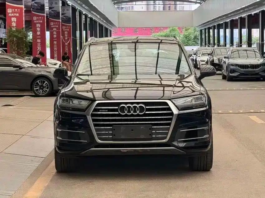 Audi Q7 2019 55 TFSI Technology Edition — миниатюра 2