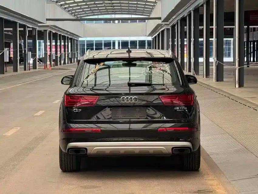 Audi Q7 2019 55 TFSI Technology Edition — миниатюра 5