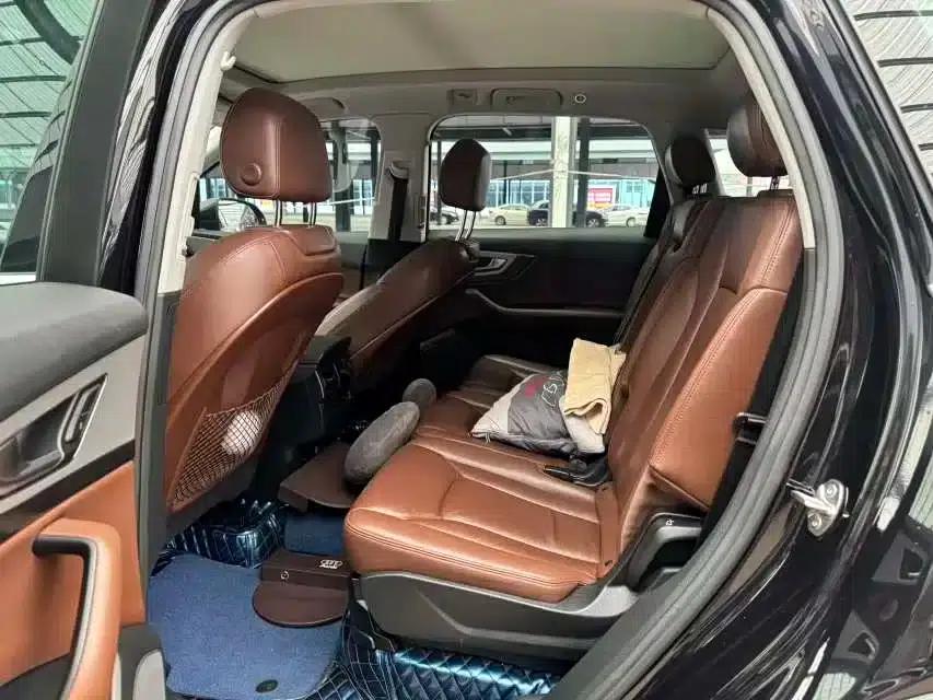 Audi Q7 2019 55 TFSI Technology Edition — миниатюра 8