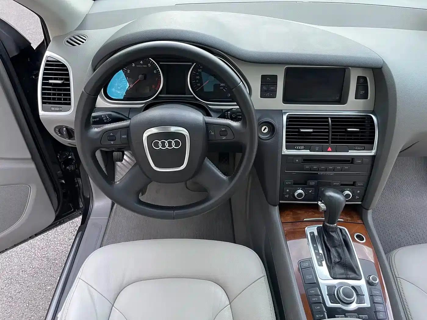 Audi Q7 2010 3.6 FSI quattro Technology Edition — миниатюра 11