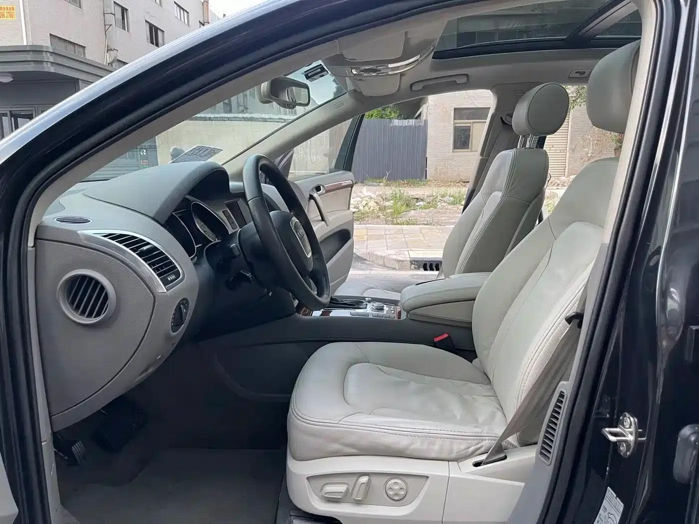 Audi Q7 2010 3.6 FSI quattro Technology Edition — миниатюра 6