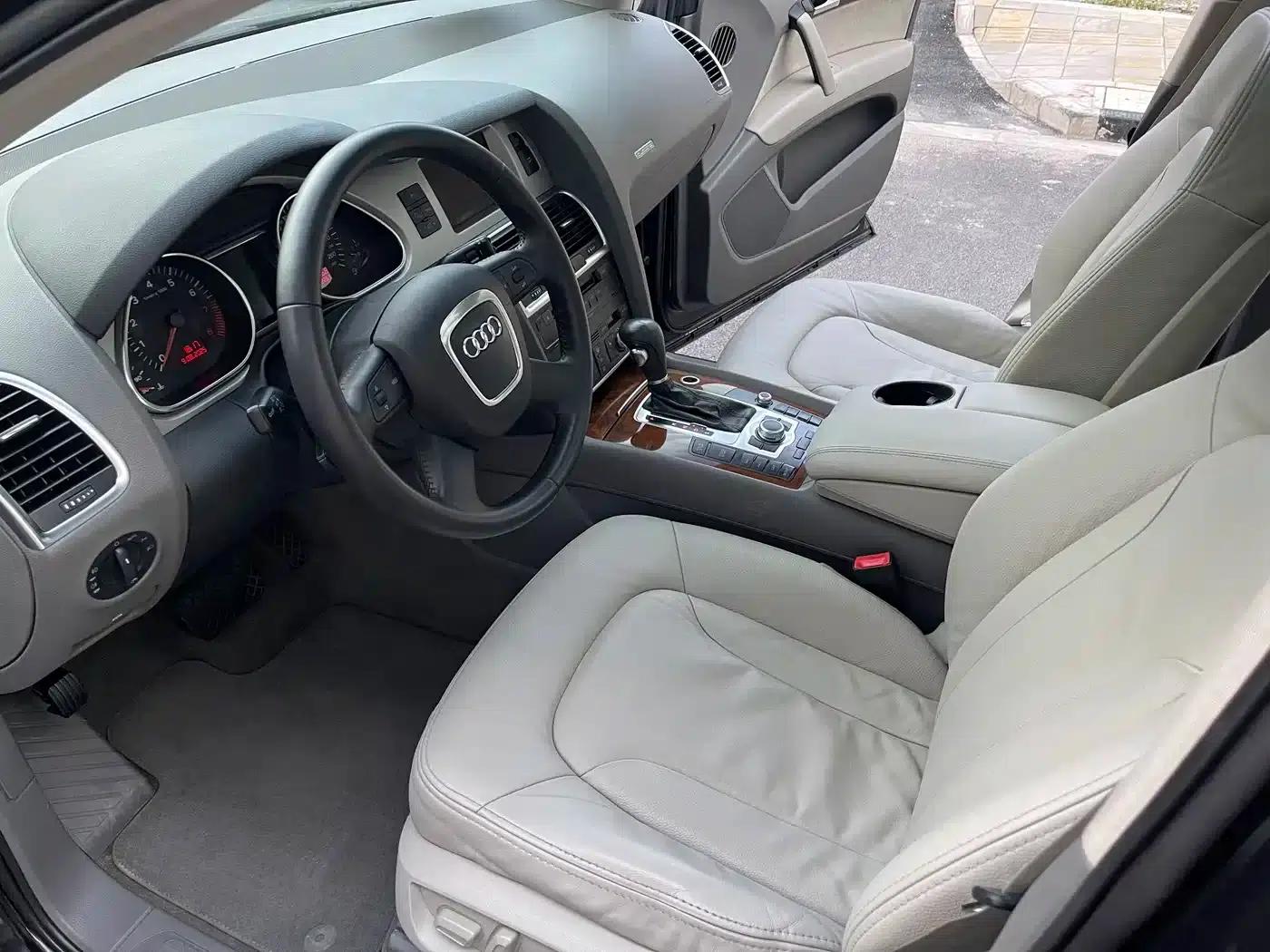 Audi Q7 2010 3.6 FSI quattro Technology Edition — миниатюра 10