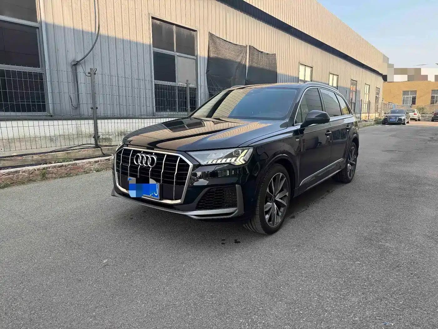 Audi Q7 2021 55 TFSI quattro S line Sport — миниатюра 1