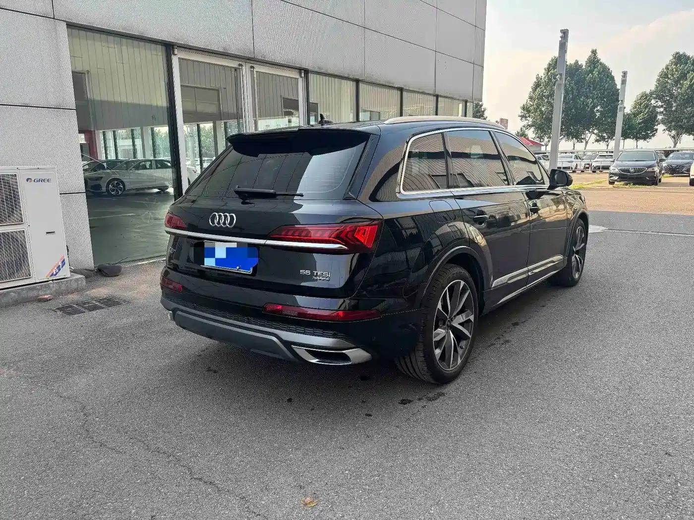 Audi Q7 2021 55 TFSI quattro S line Sport — миниатюра 4