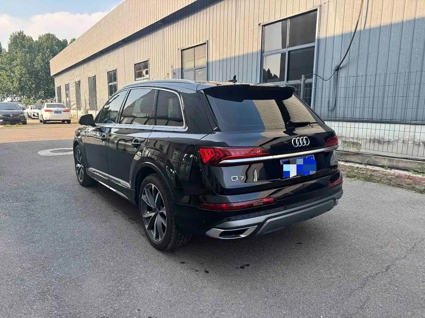 Audi Q7 2021 55 TFSI quattro S line Sport — миниатюра 5