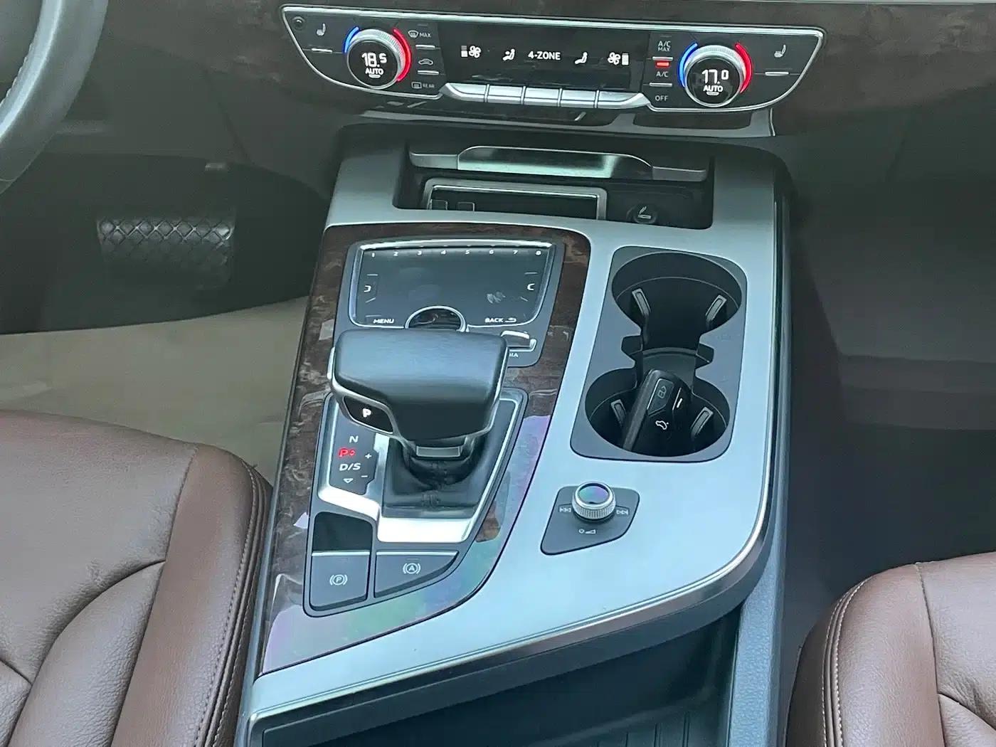 Audi Q7 2018 45 TFSI S line Sport — миниатюра 22