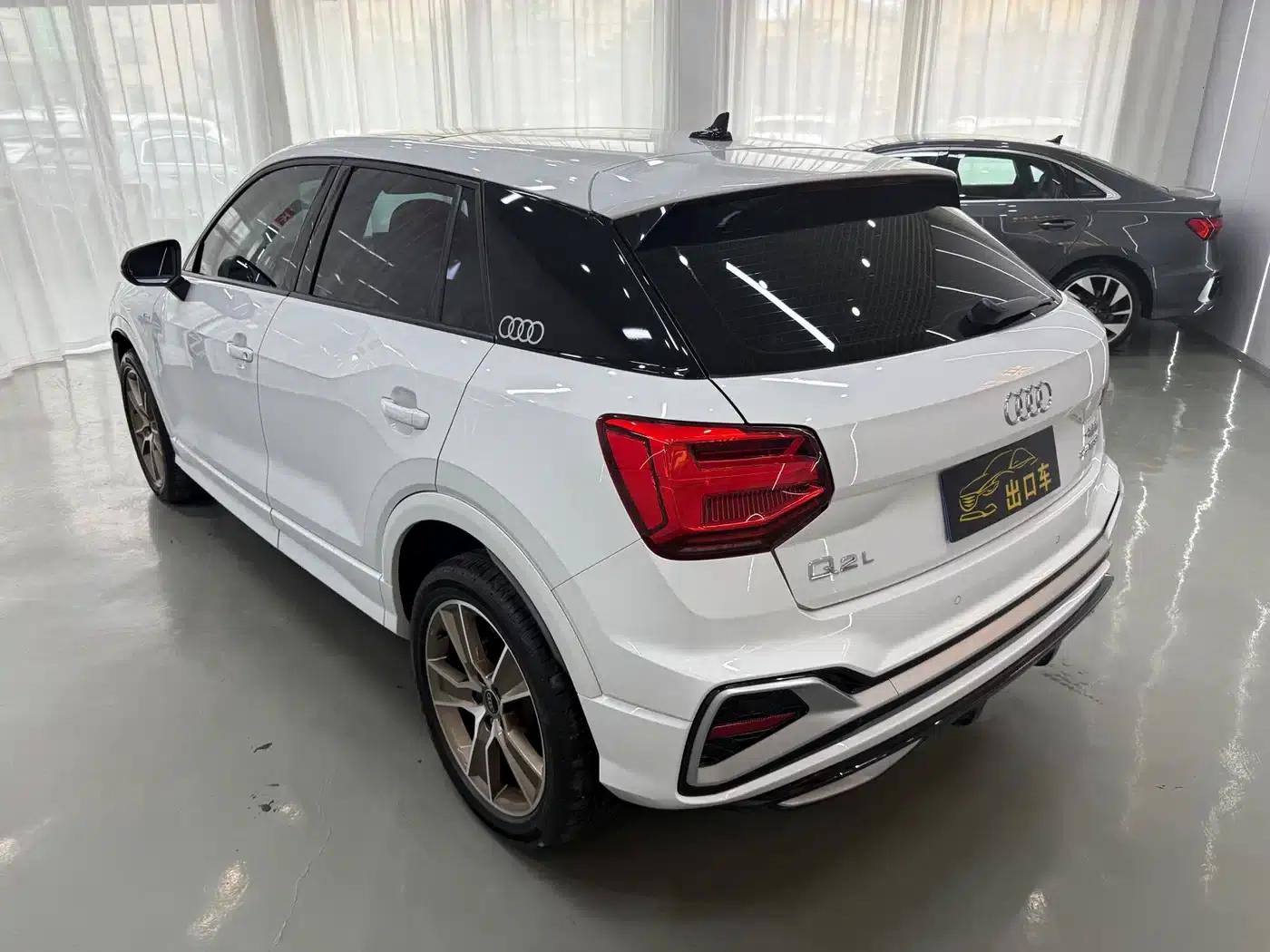 Audi Q2L 2022 35 TFSI Fashion Dynamic Edition — миниатюра 4