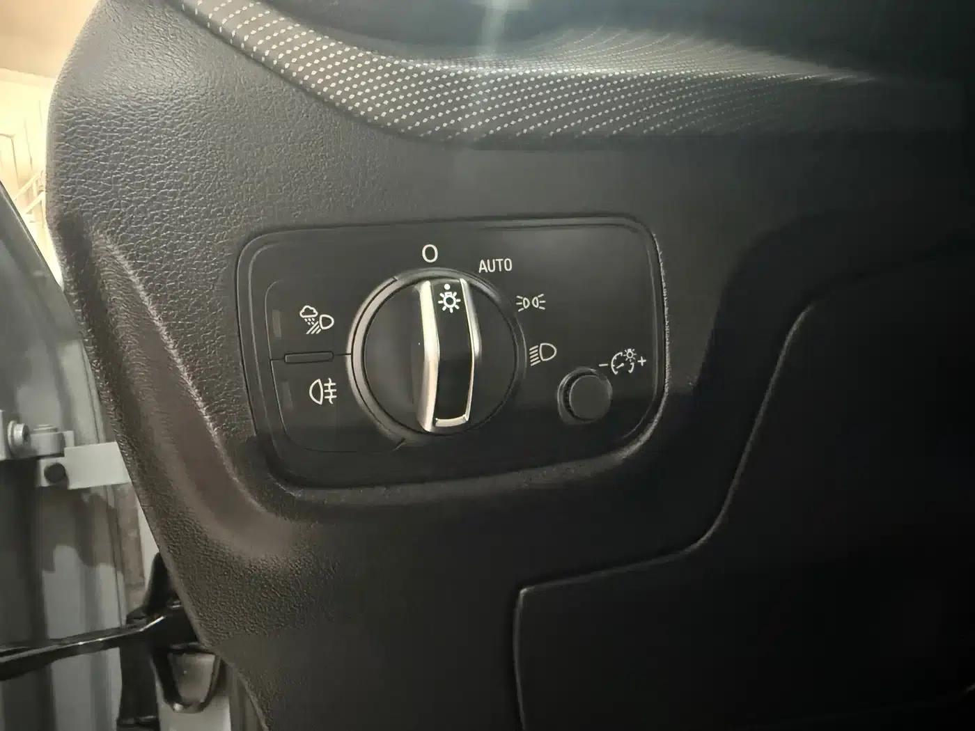 Audi Q2L 2022 35 TFSI Progressive Dynamic Edition — миниатюра 16
