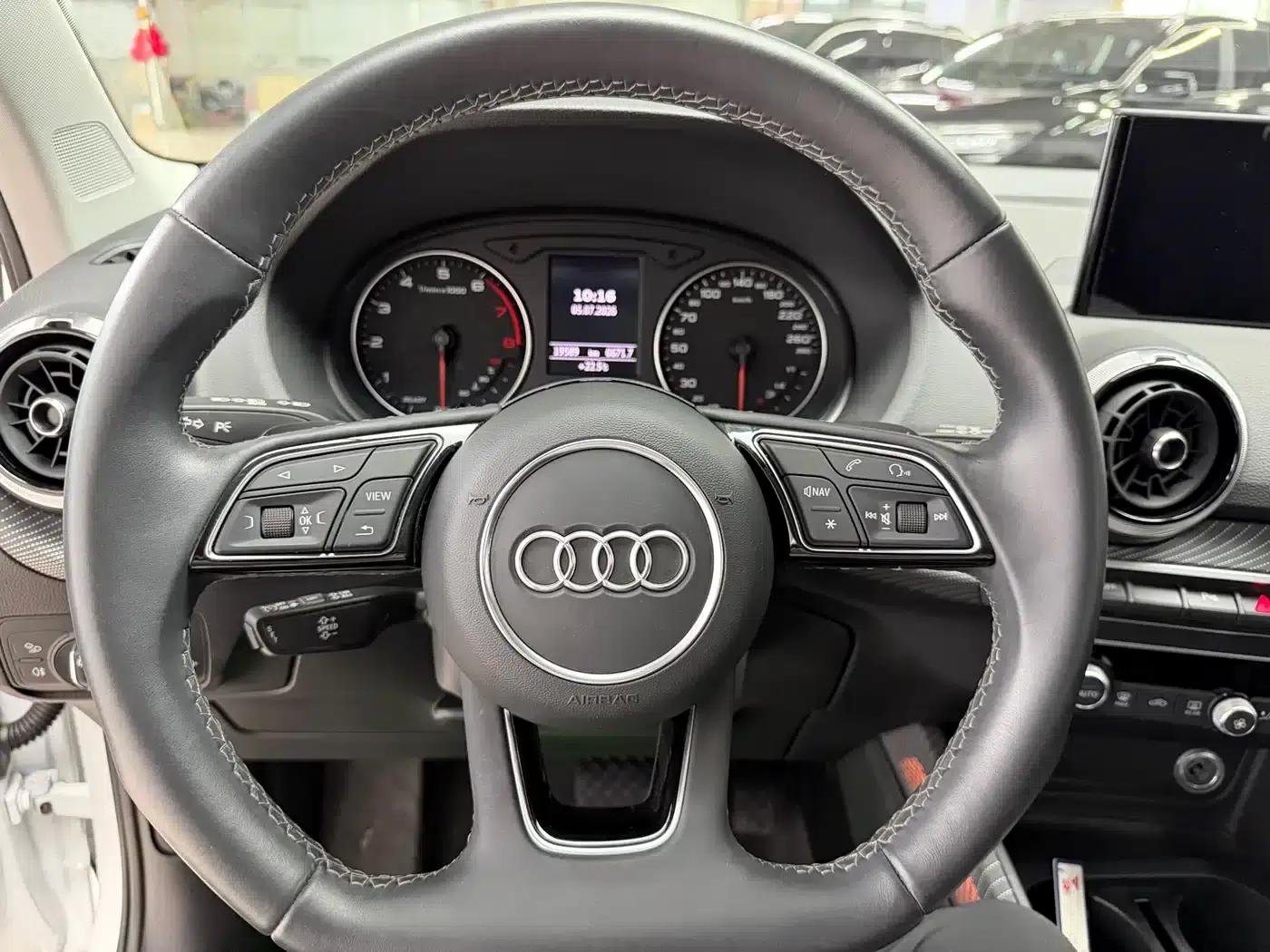 Audi Q2L 2022 35 TFSI Fashion Dynamic Edition — миниатюра 12