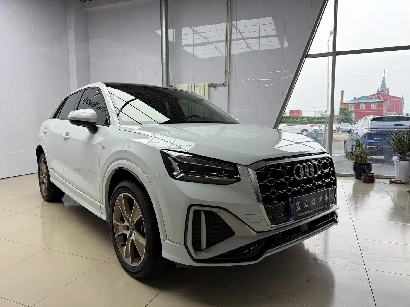 Audi Q2L 2022 35 TFSI Fashion Dynamic Edition — миниатюра 3