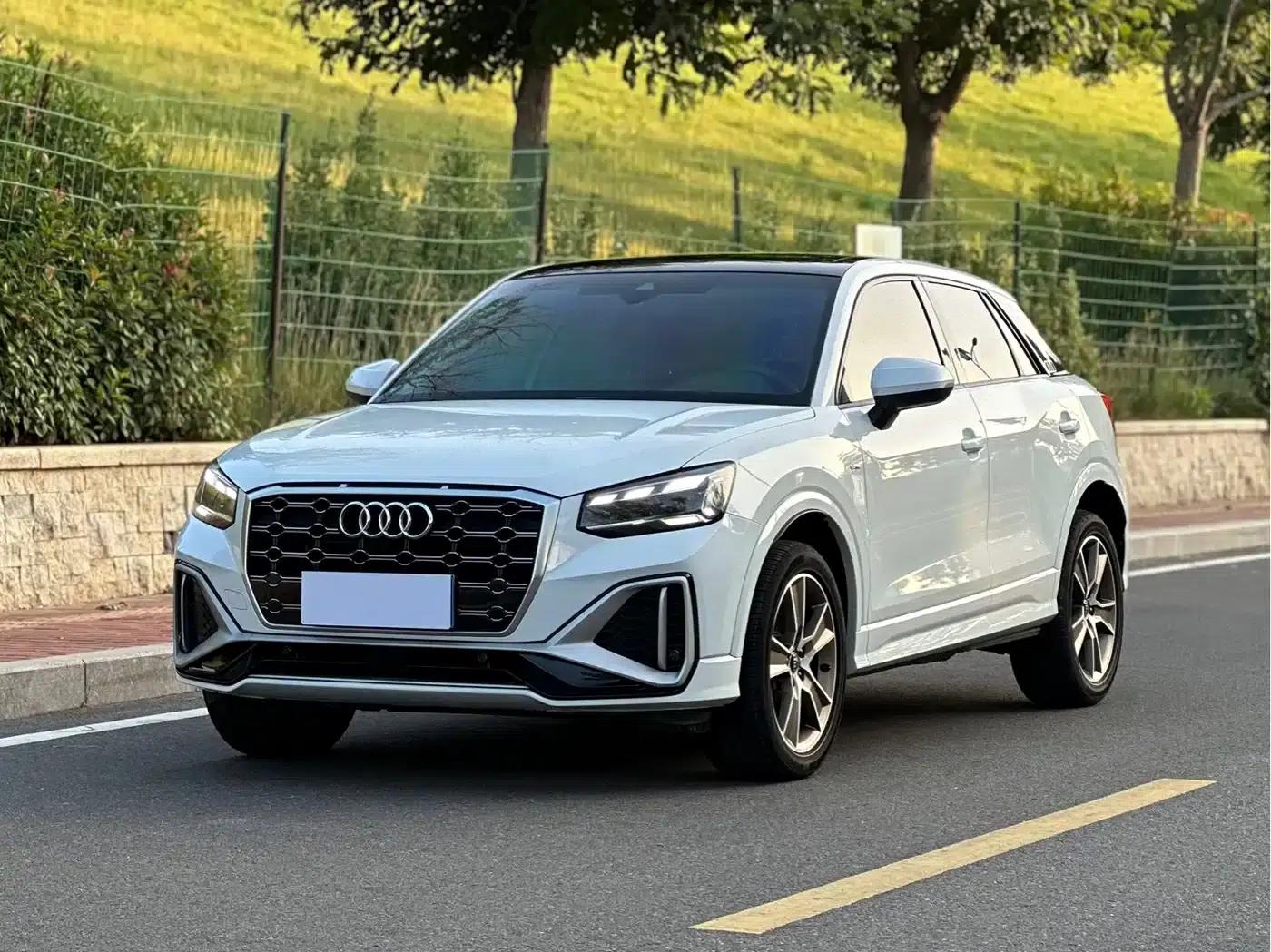 Audi Q2L 2022 35 TFSI Fashion Dynamic Edition — миниатюра 1