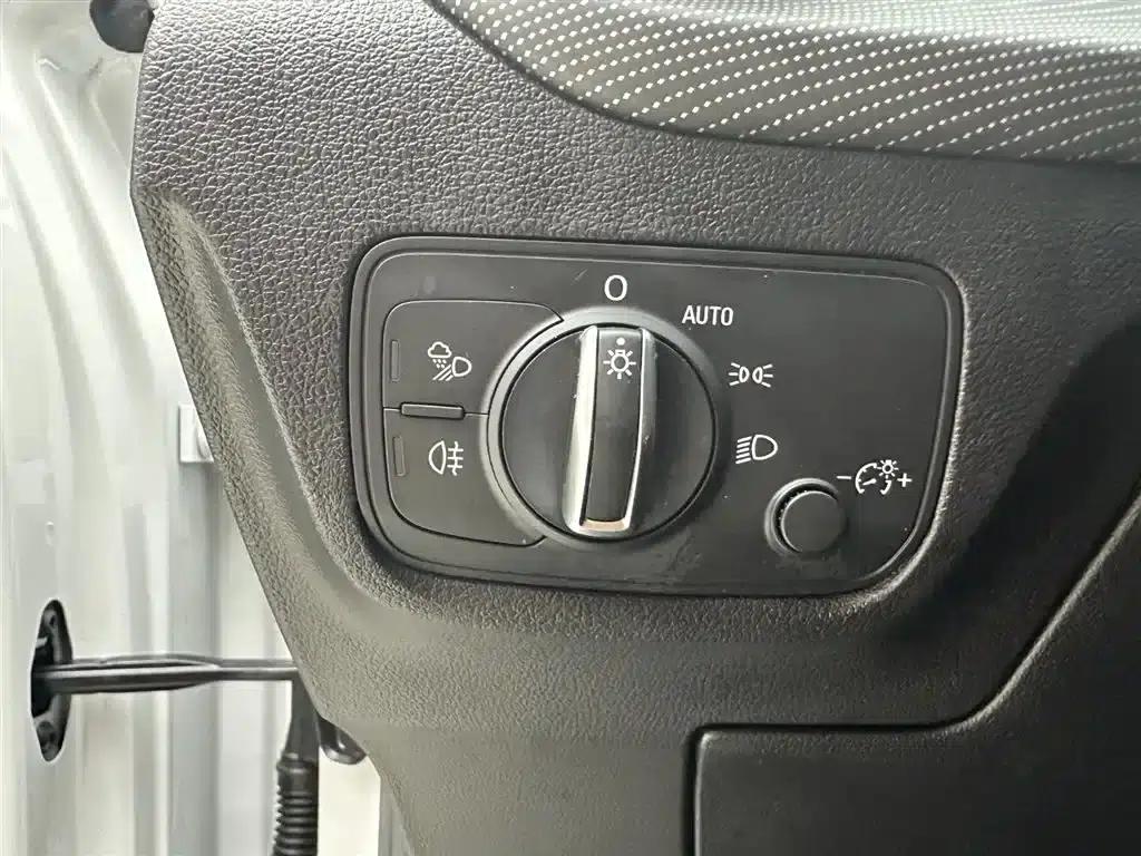 Audi Q2L 2022 35 TFSI Progressive Dynamic Edition — миниатюра 18