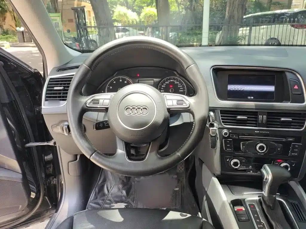 Audi Q5 2015 40 TFSI Technology Edition — миниатюра 3