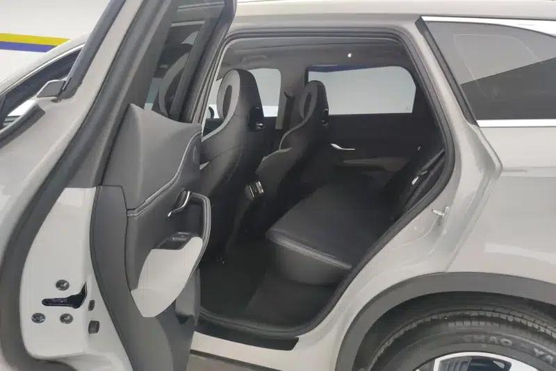 Hiace 05DM 2025 Intelligent Driving Edition DM-i 115KM Flagship Model — миниатюра 15