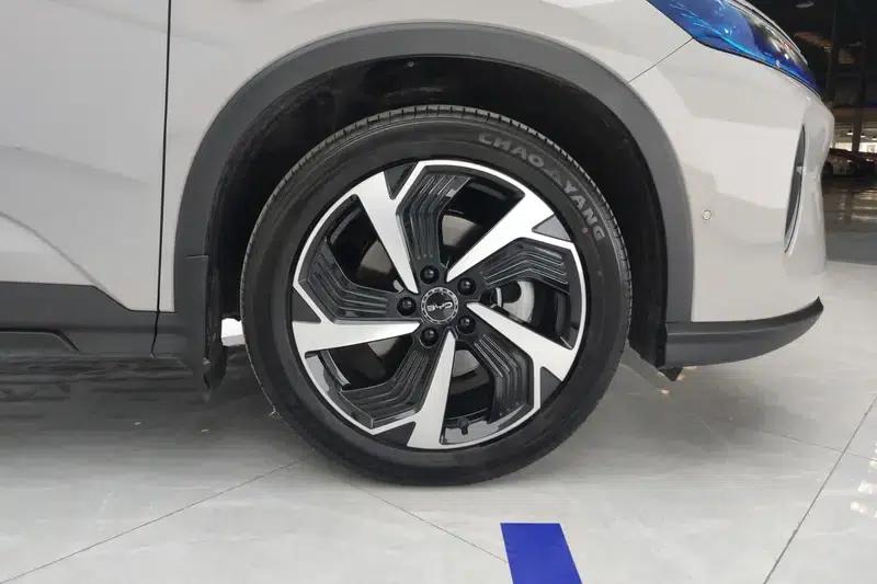 Hiace 05DM 2025 Intelligent Driving Edition DM-i 115KM Flagship Model — миниатюра 9