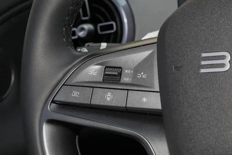 Hiace 05DM 2025 DM-i 115KM Flagship Model — миниатюра 22