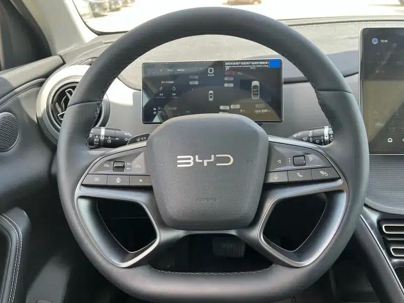 Hiace 05DM 2025 Intelligent Driving Edition DM-i 75KM Premium — миниатюра 10