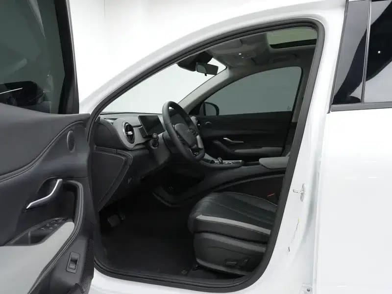 Hiace 05DM 2025 DM-i 75KM Premium — миниатюра 18