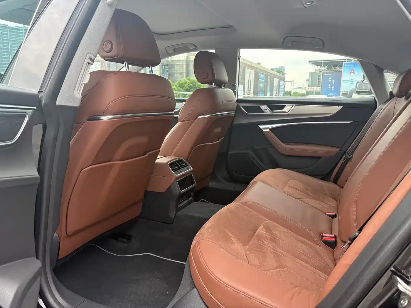Audi A7L 2024 45 TFSI Luxury — миниатюра 6