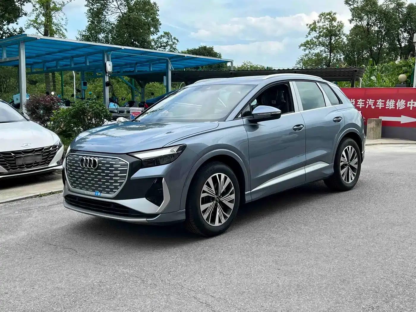 Audi Q4 e-tron 2024 Model 40 e-tron Adventure Edition — миниатюра 1