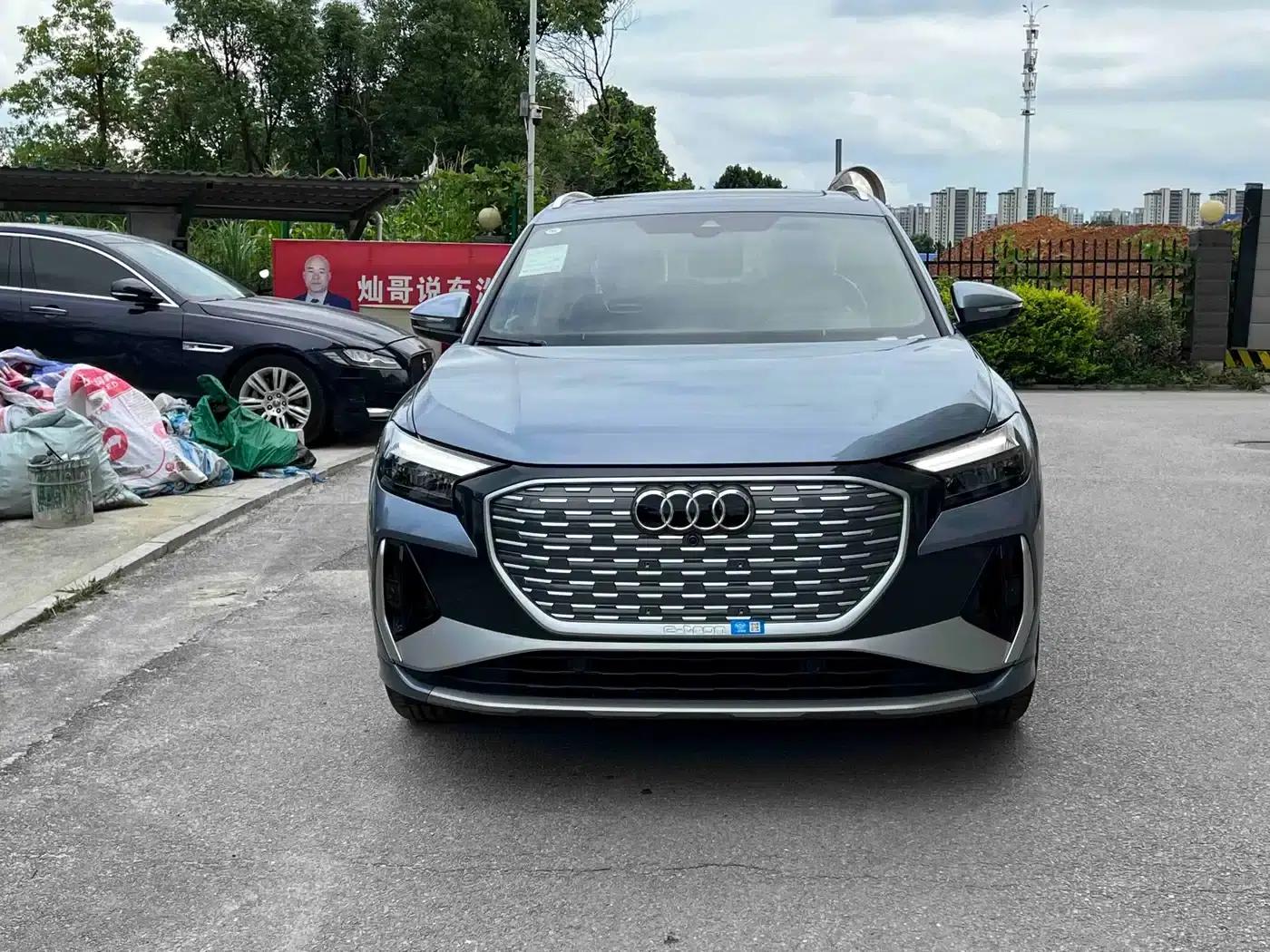 Audi Q4 e-tron 2024 Model 40 e-tron Adventure Edition — миниатюра 2