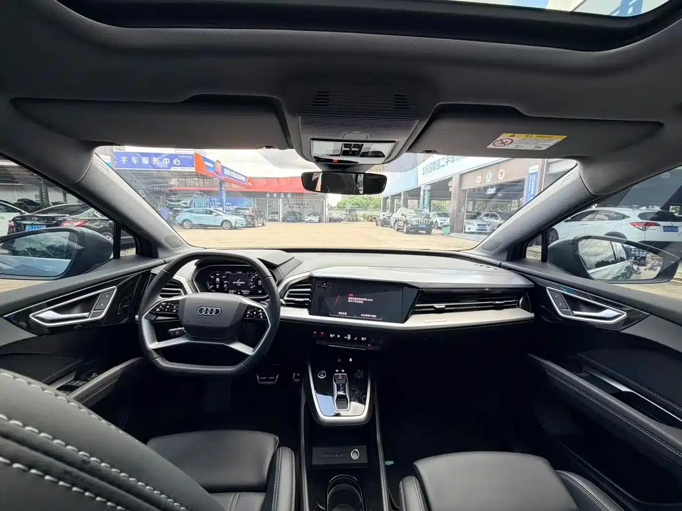 Audi Q4 e-tron 2024 Model 40 e-tron Adventure Edition — миниатюра 16