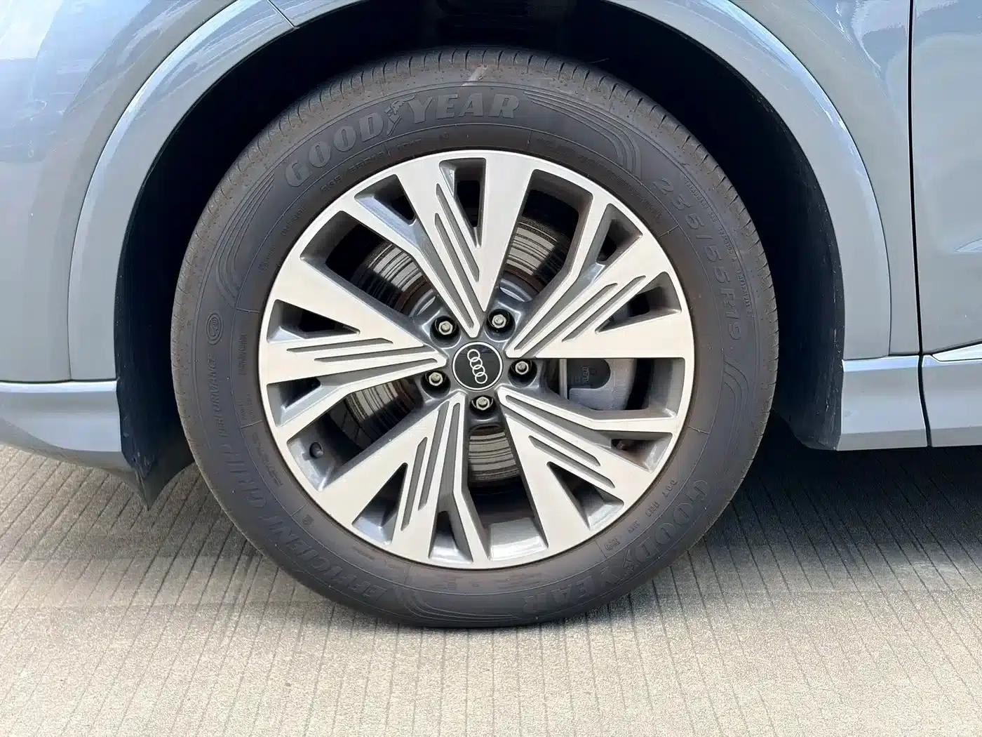 Audi Q4 e-tron 2024 Model 40 e-tron Adventure Edition — миниатюра 8
