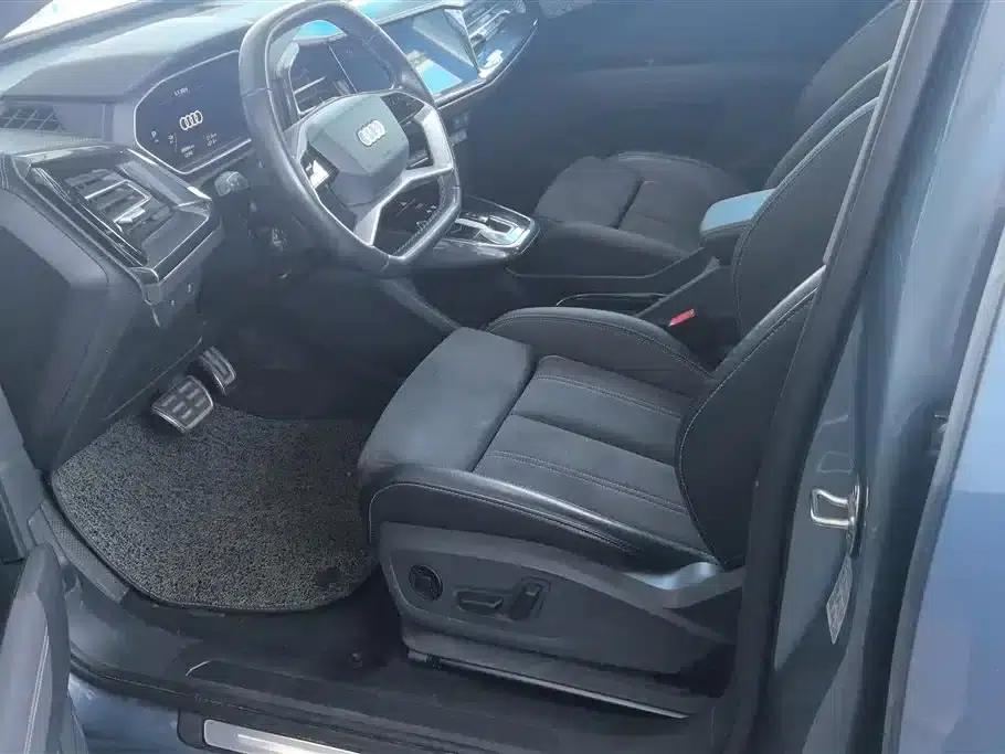 Audi Q4 e-tron 2023 50 e-tron quattro Expansion Edition — миниатюра 9