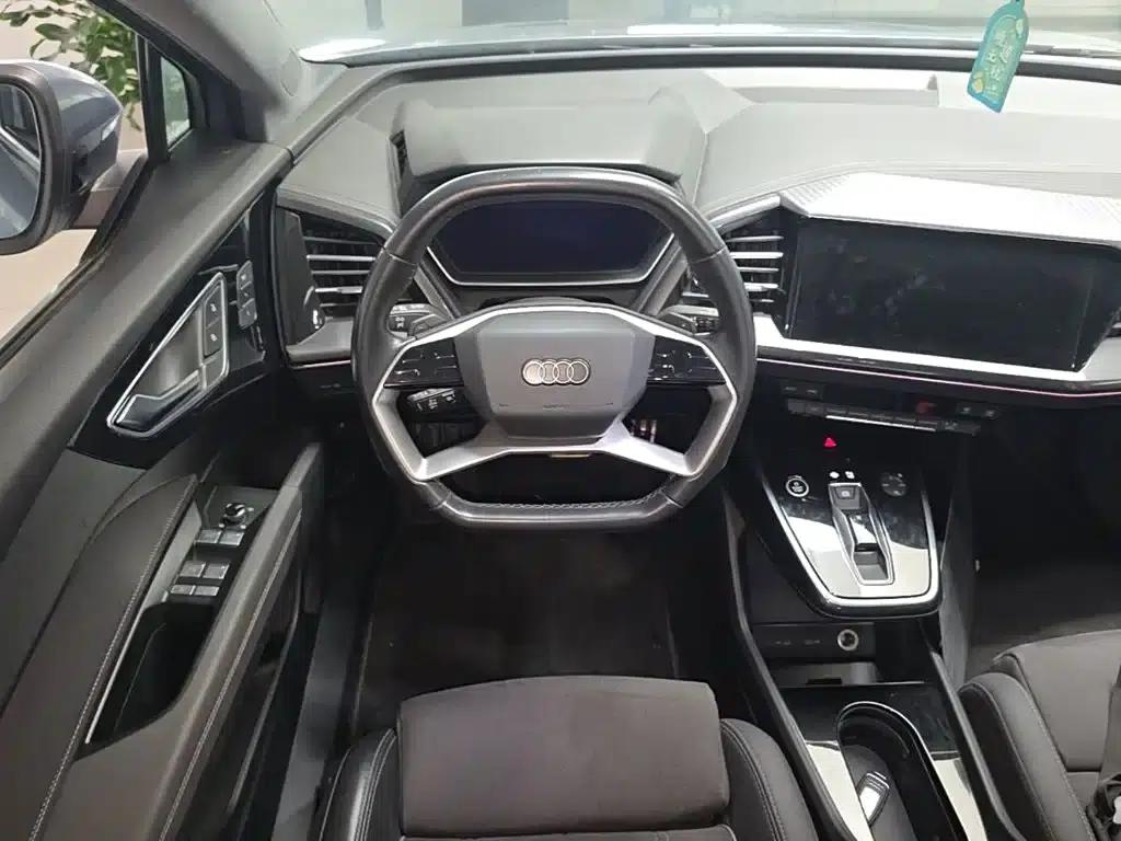 2022 Audi Q4 e-tron 50 e-tron quattro — миниатюра 17