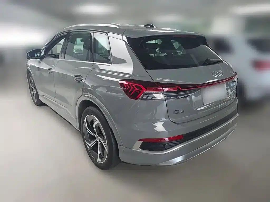 Audi Q4 e-tron 2022 Model 40 e-tron Trailblazer — миниатюра 9