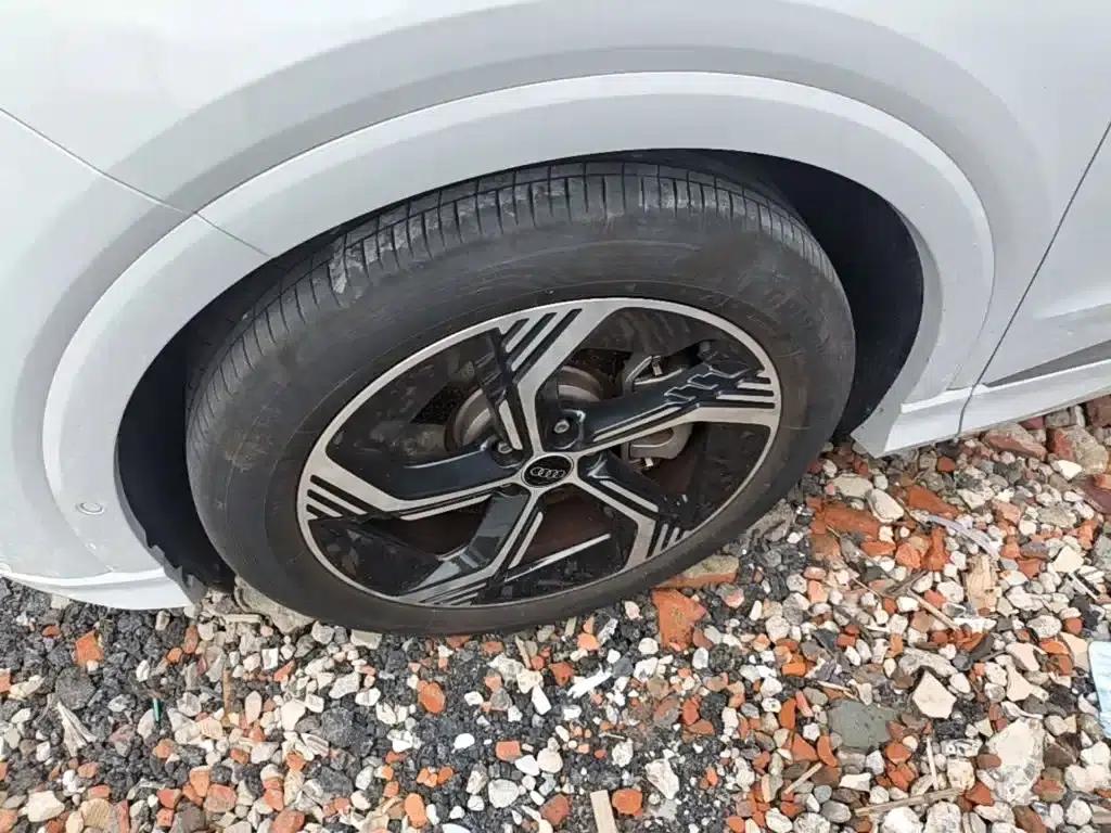 Audi Q4 e-tron 2023 Model 40 e-tron Trailblazer — миниатюра 23
