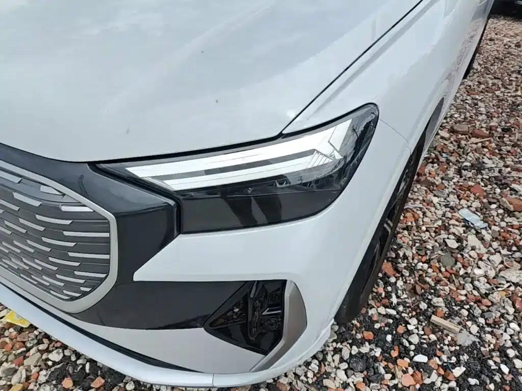 Audi Q4 e-tron 2023 Model 40 e-tron Trailblazer — миниатюра 24