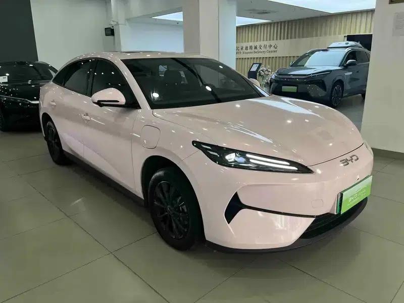 BYD e7 2025 Model 520km Smart Edition — миниатюра 3