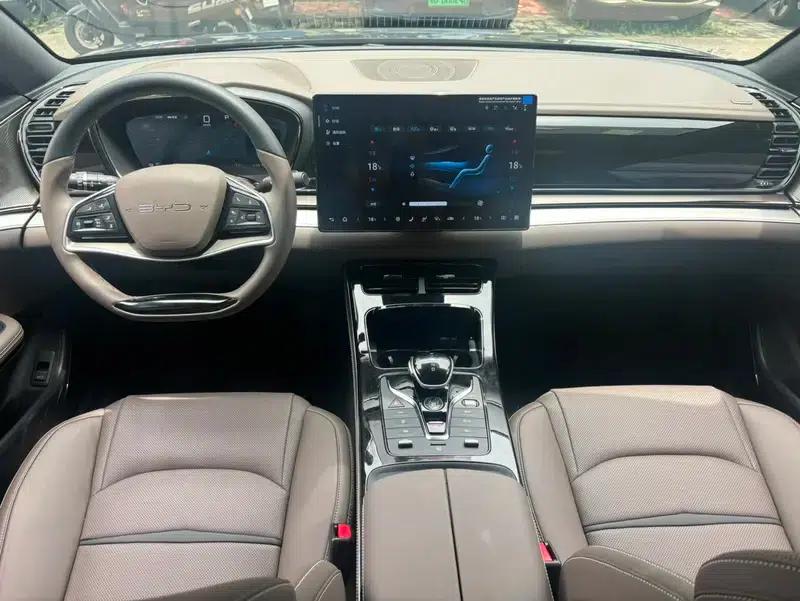 BYD e9 2025 Model, 506km/h Luxury Edition — миниатюра 16