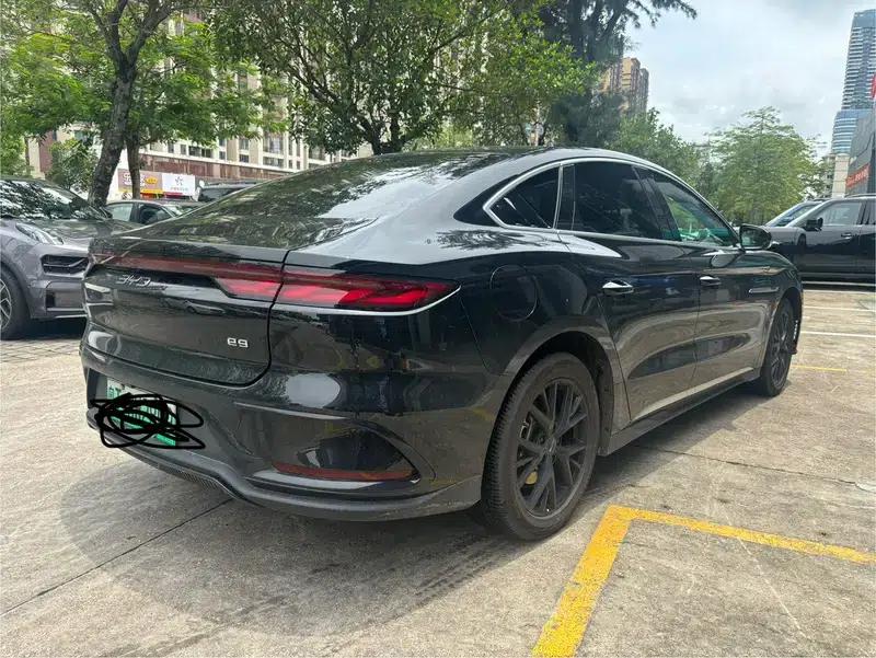 BYD e9 2025 Model, 506km/h Luxury Edition — миниатюра 6