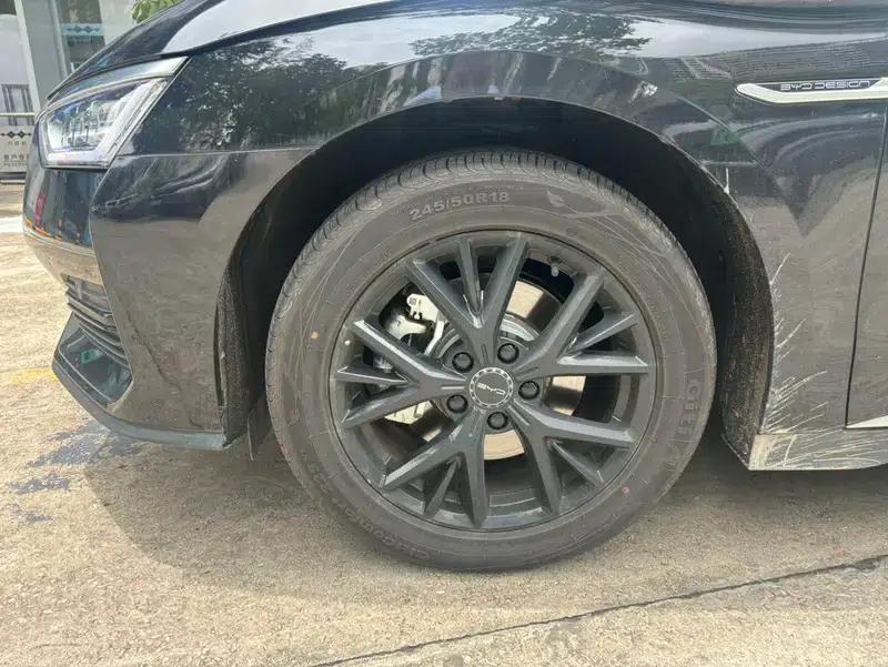 BYD e9 2025 Model, 506km/h Luxury Edition — миниатюра 10