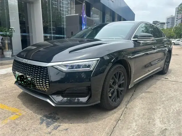 BYD e9 2025 Model, 506km/h Luxury Edition