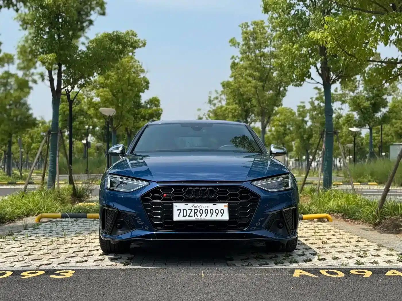 2025 Audi S4 Avant 3.0TFSI — миниатюра 2
